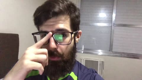 Jean Wyllys chama festa armamentista de Jaraguá do Sul de nazista