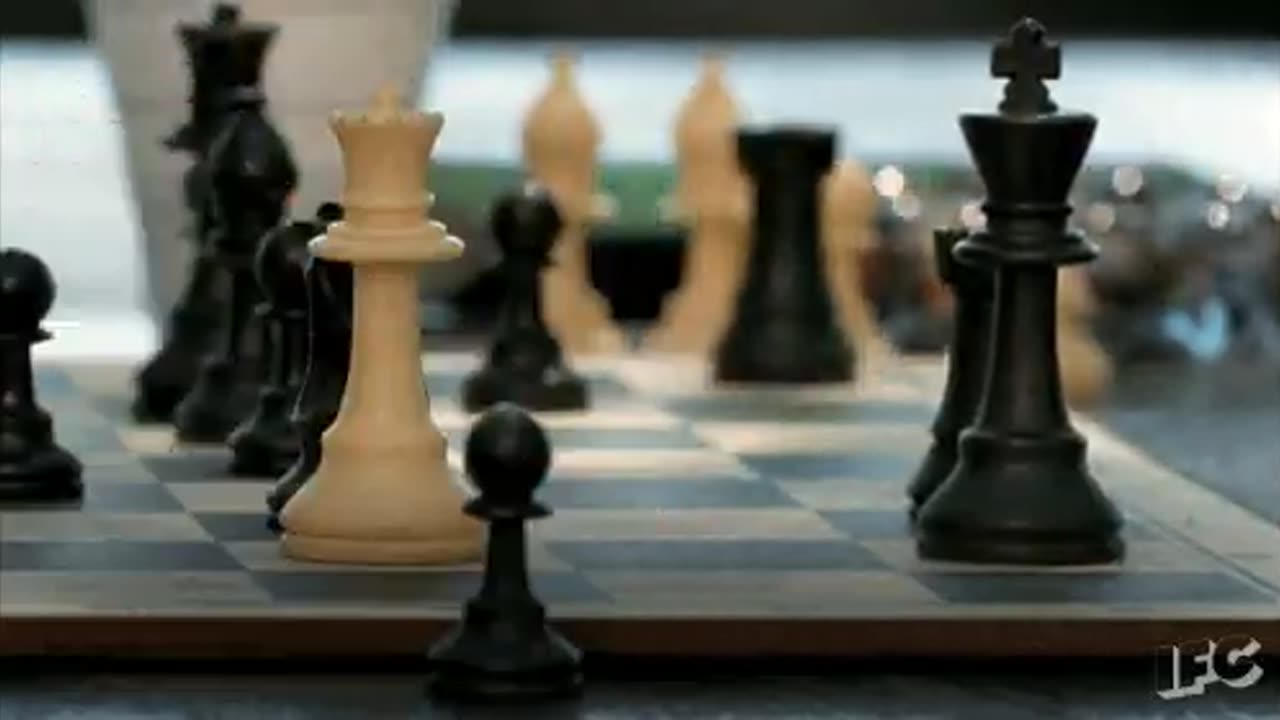 Foram forçados a sair das sombras e a ir para a luz...XM.