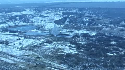 Russians Panic when Shells Start Landing