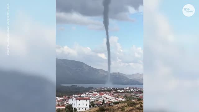 Towering waterspout twists on Turkey's coastline | USA TODAY