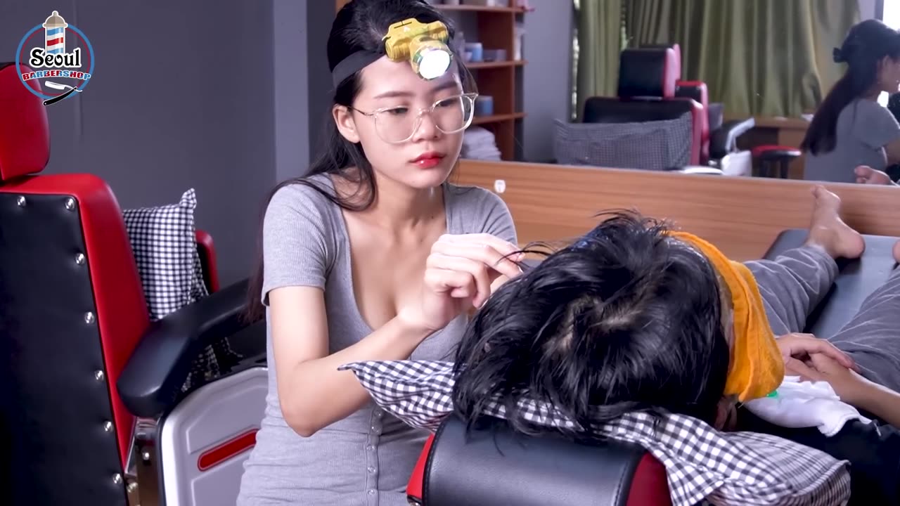 Scalp, neck and shoulder massage is one of her best courses