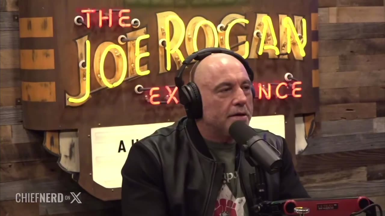 Joe Rogan hits Biden and Harris’ incompetence .