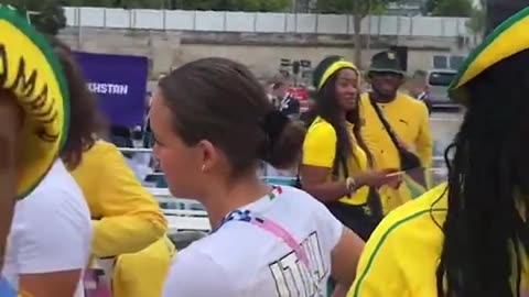 Jamaican Athletes Vibing in Paris Dance Off with Italy;Paris Olympic Opening Ceremony 2024
