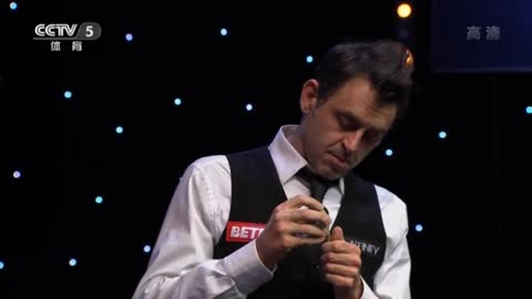 O'Sullivan VS Ding Junhui in the first round of the 2021 snooker Masters 04