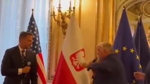 Trzaskowski w USA ...Polonia pyta? @trzaskowski_ nie usłyszałam odpowiedzi...