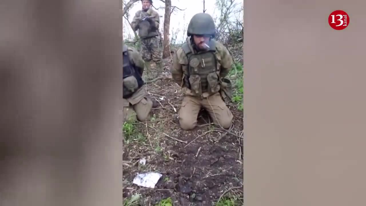 Taste Ukrainian cigarettes" - Ukrainian army captures 4 Russians during attack on Bakhmut