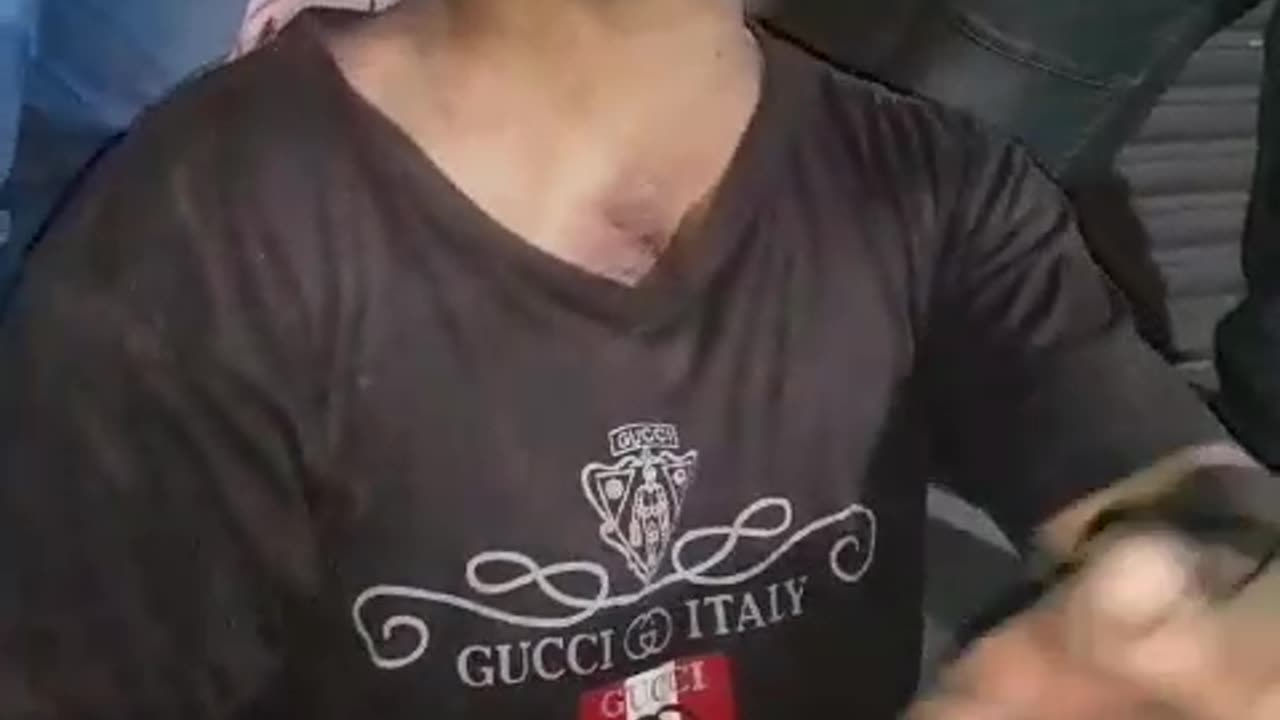 کراچی کے علاقے ناظم اباد میں چور کی شامت