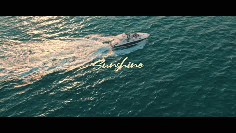 Kolanii - Sunshine (Official Music Video)