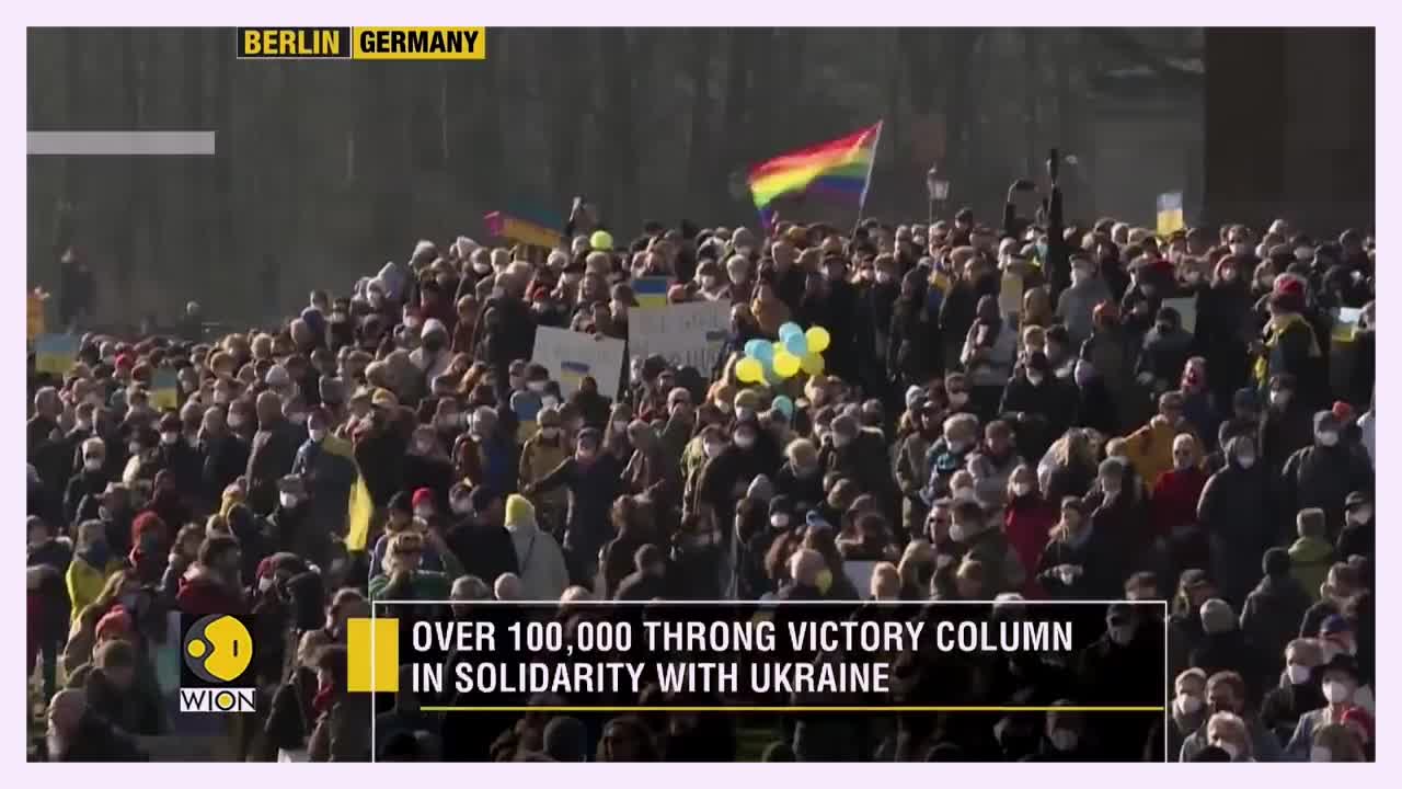 Demonstrators demand US intervention against the Russian invasion of Ukraine