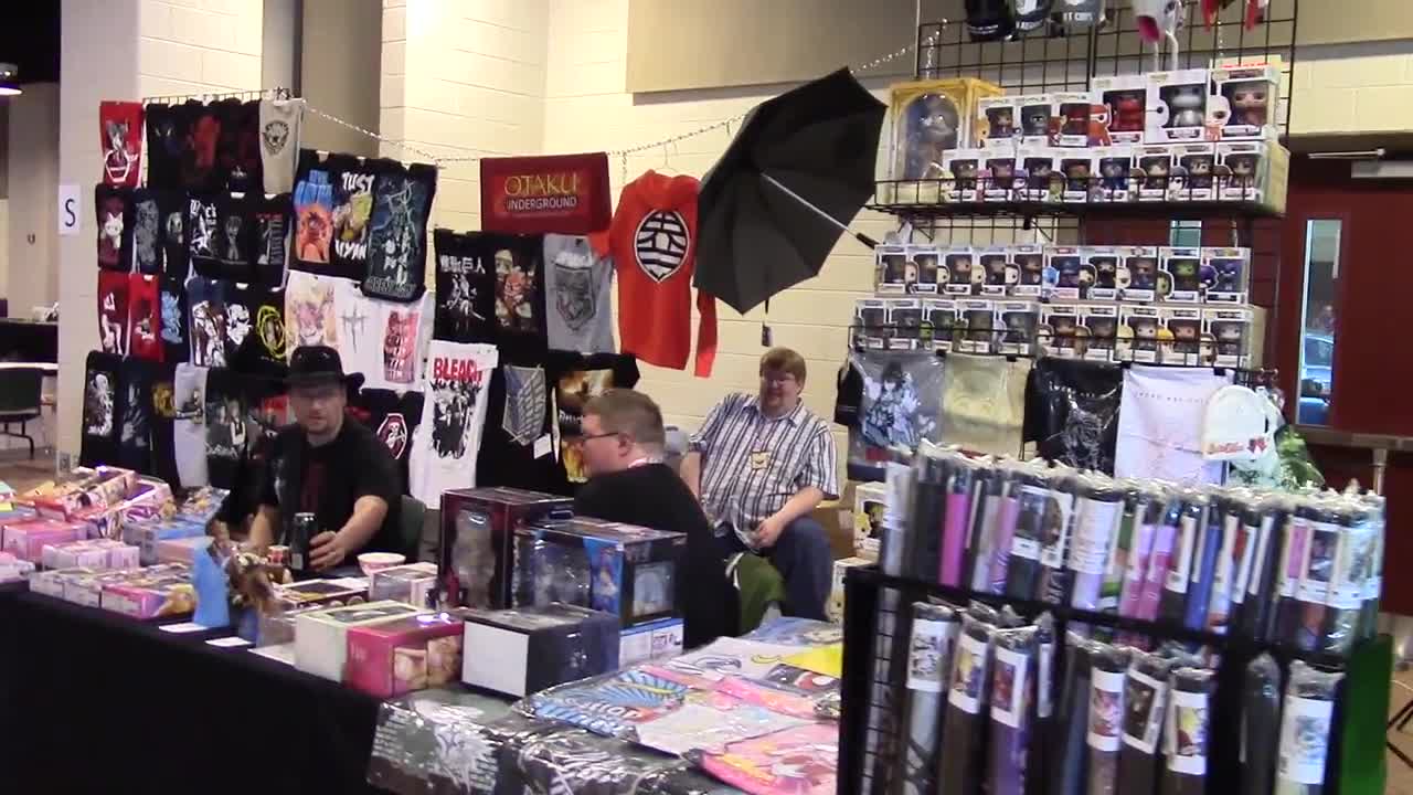 SciFi Valley Con 2015 Final Booth Setup