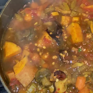 Medical Medium "Healing Broth” with Cascabel Chiles!