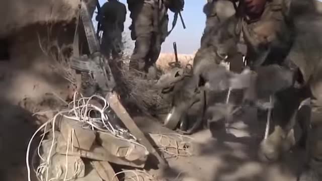 MILITARY RUSSIA AND UKRAIN IS IN CATION WAR. PRAY TO ALL MILITAR HOPE , LOVE , GODBLESS .