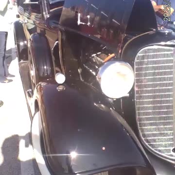 1934 Lincoln Sedan