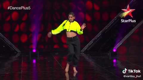 Super Dancing vartika jha1