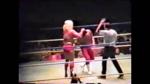 NWA House Show, Philadelphia, PA - Ric Flair vs. Ricky Steamboat (FanCam) - Mar 18 1989