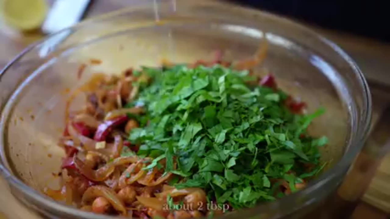 High Protein Spicy Turkish Chickpea Salad