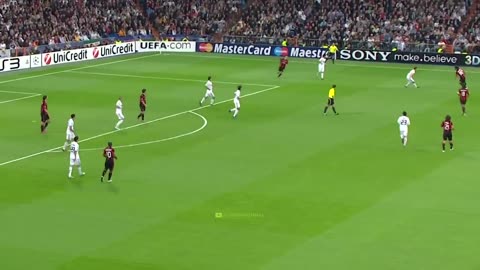 The Day Cristiano Ronaldo and Ronaldinho Met For The First Time