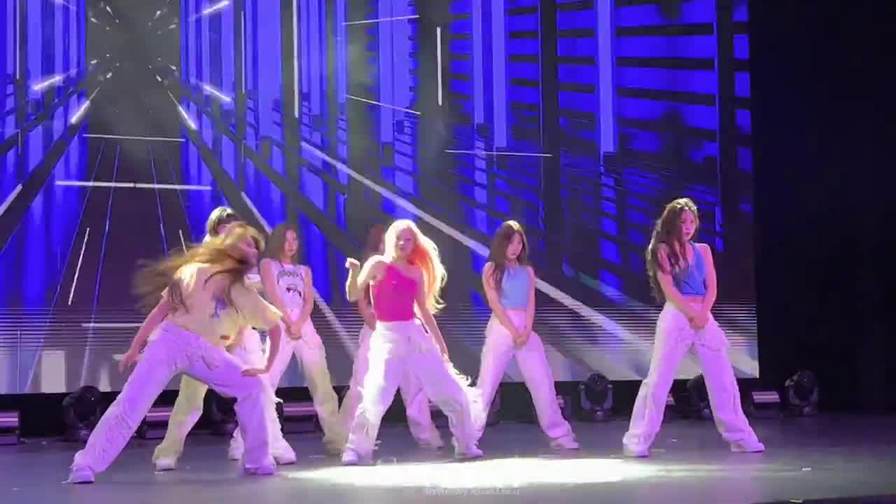 220520 KCON CHICAGO NMIXX - BEAT RUN SPECIAL PERFORMANCE Fancam