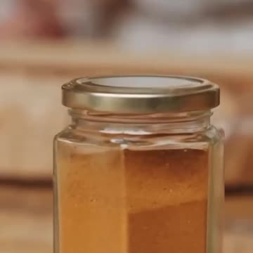 "Golden Milk: The Magical Elixir for Inflammation-Fighting & Palate-Pleasing Delight!"