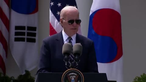 FULL VIDEO: Joe Biden's ROUGH answer when confronted about his age heading into 2024