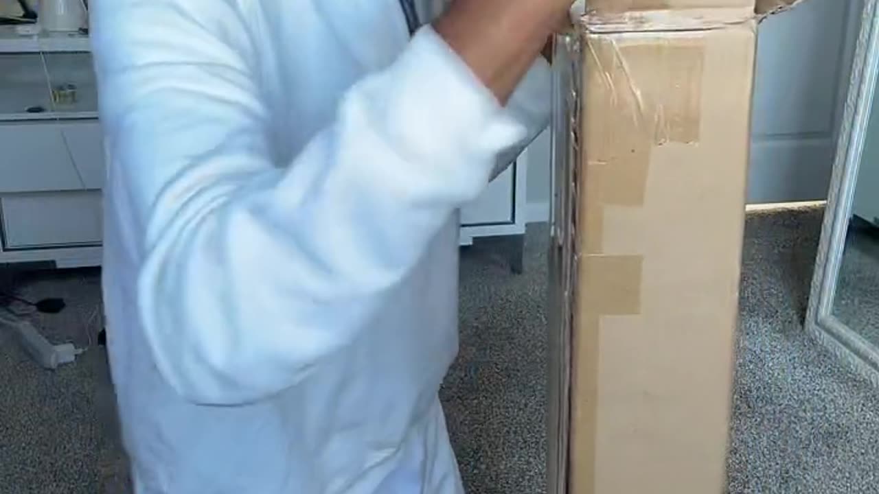 Rock Mercury Builds Cabinet Live