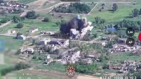 Ukrainian Airstrikes on Russian Positions in Donetsk