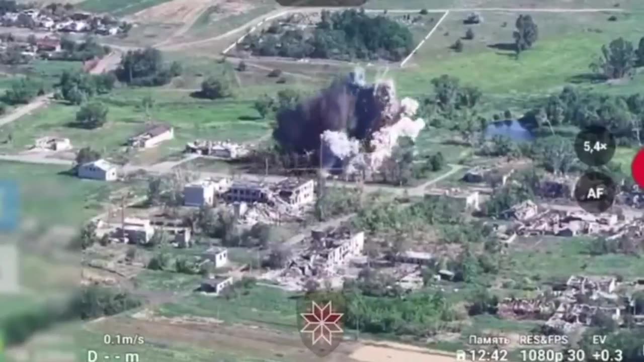 Ukrainian Airstrikes on Russian Positions in Donetsk