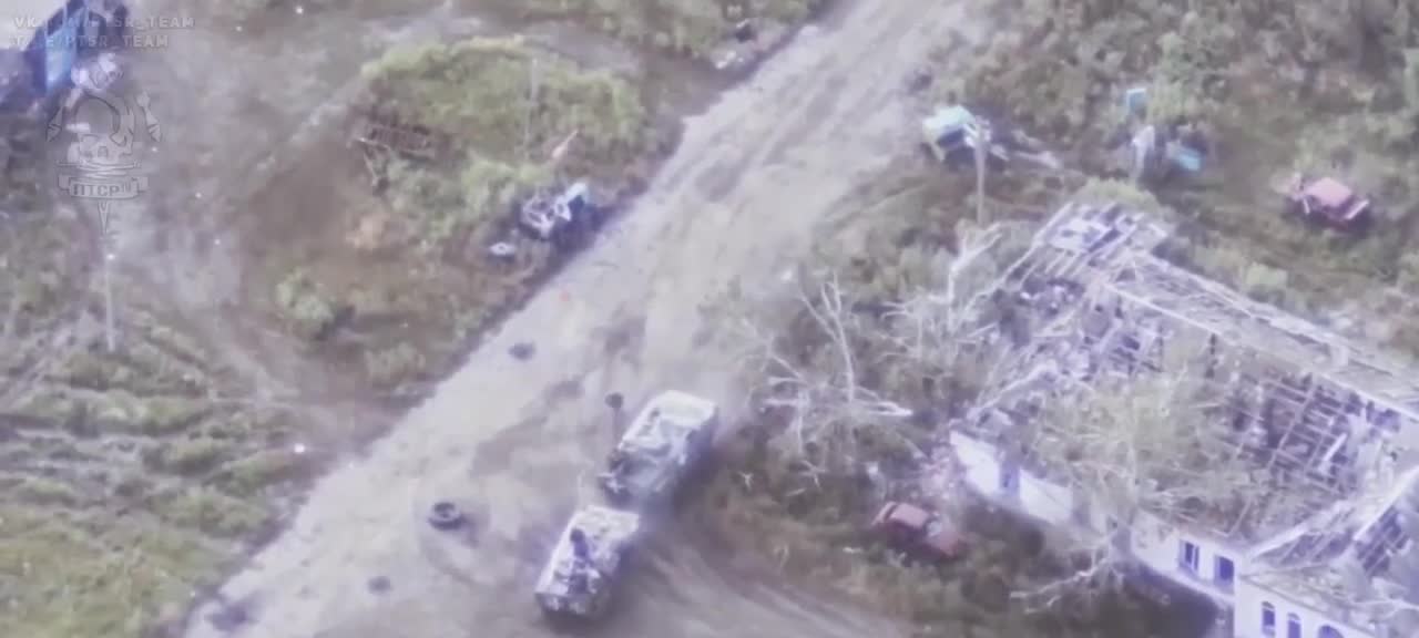 Drone footage of war in Ukraine, Ukraine is loosing its soldiers -strictly 18+