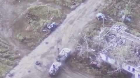 Drone footage of war in Ukraine, Ukraine is loosing its soldiers -strictly 18+