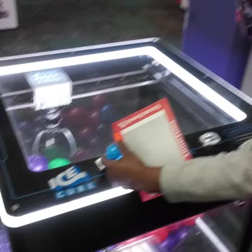 Mom Wins prize@Chucky Cheese!