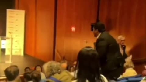 GLI AMERICANI SI STANNO SVEGLIANDO