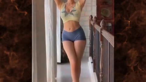 hot Bllonde Girl