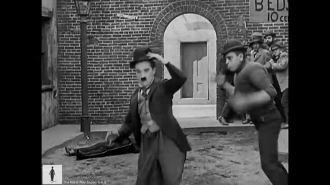 Charlie Chaplin - The Kid - Fight Scene