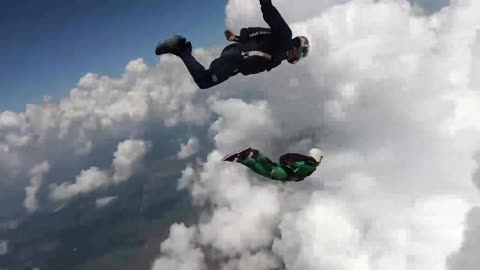 DZ Jumpers Video
