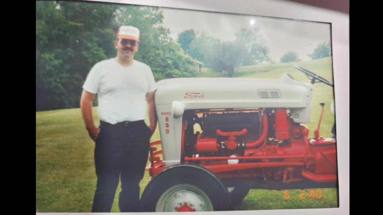 1957 Ford 850 Tractor Running Again!