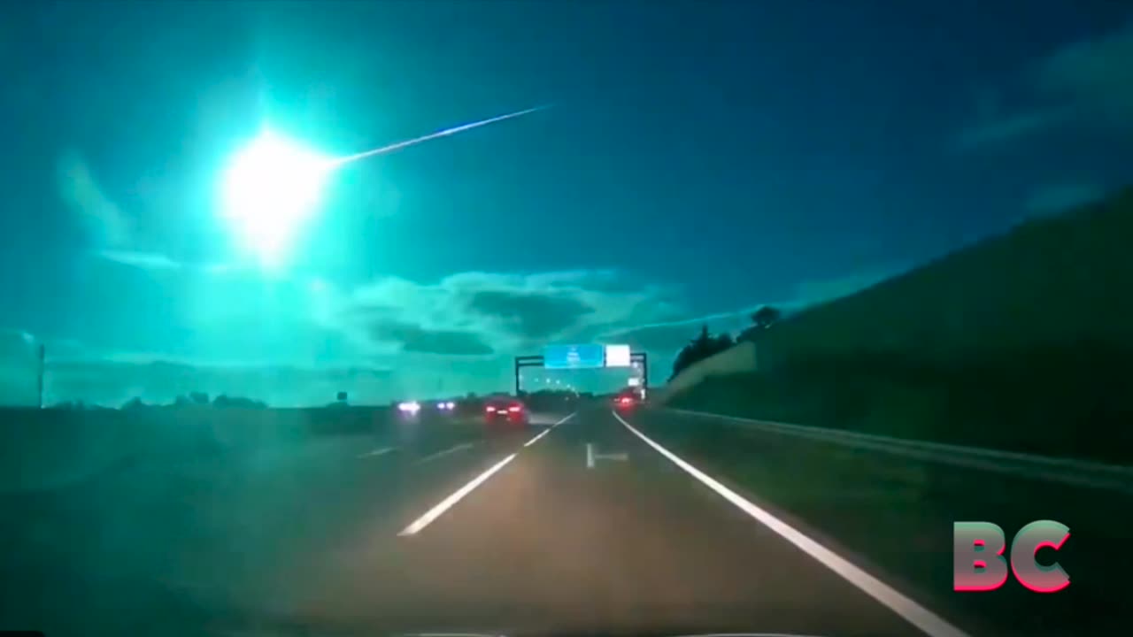 Giant meteor turns night sky blue over Spain in rare spectacle