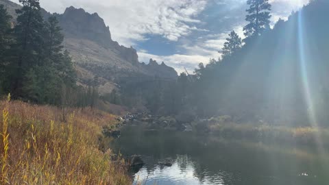 Central Oregon – Smith Rock State Park – Beautiful Crooked River – 4K