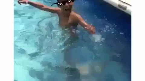 Funny | Swimming pool kid