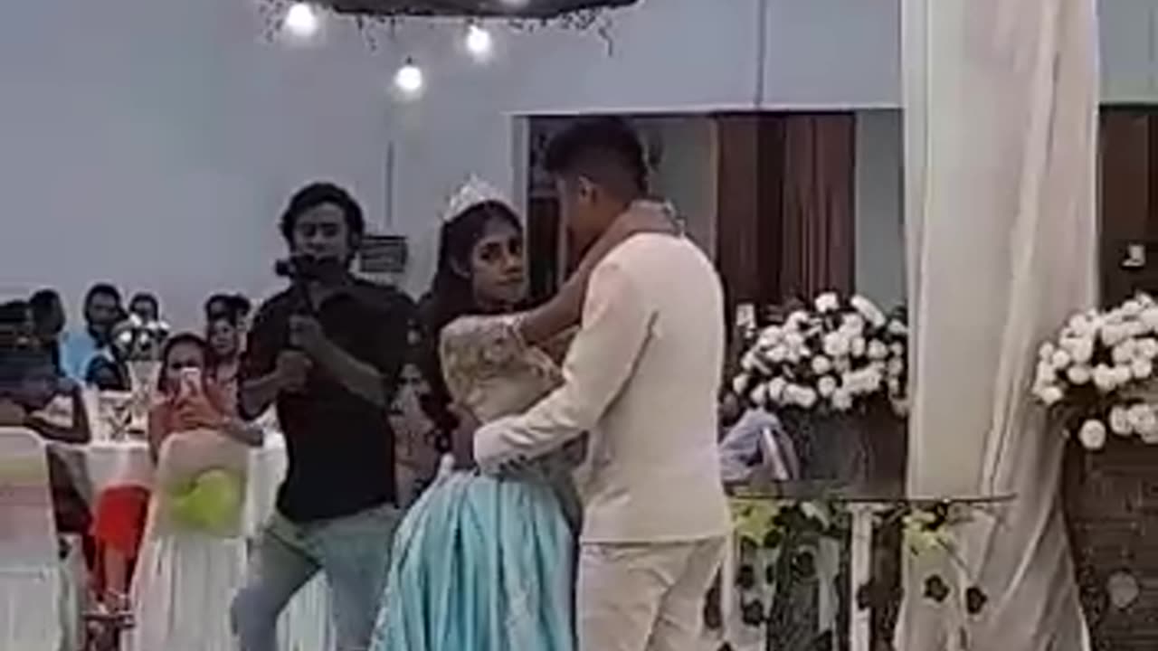 ROMANTIC WEDDING DANCE