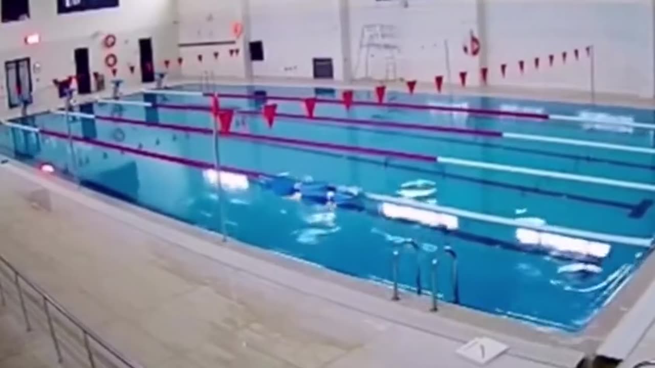 This is a pool during the earthquake in Turkey