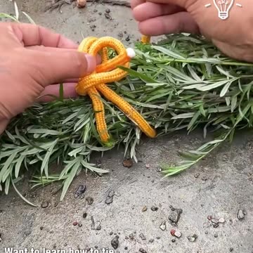 Learn how to tie the perfect knot!.hd