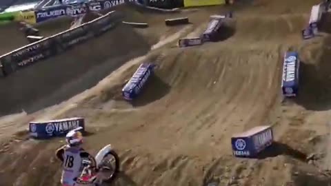 Scary moment for Jett Lawrence