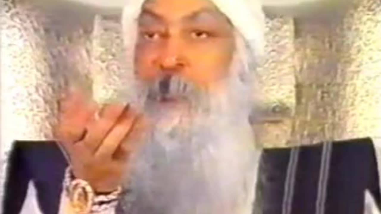 Non attaccamento e relazione di coppia secondo Osho, maestro di saggezza o maestro di illusione?