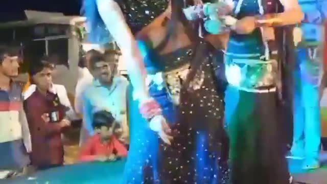 Song . tumse milne ko dill karta hai