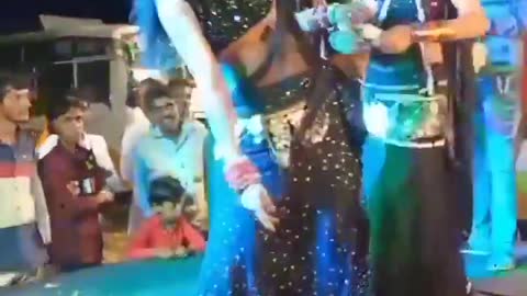 Song . tumse milne ko dill karta hai