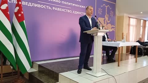 Адгур Ардзинба: Если кто-то признается, что ничего не может, пусть уходит