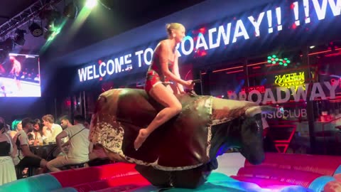 GIRL TAKE ON THE BULL! Benidorm Bull Ride. Mechanical Bull EPIC FAIL