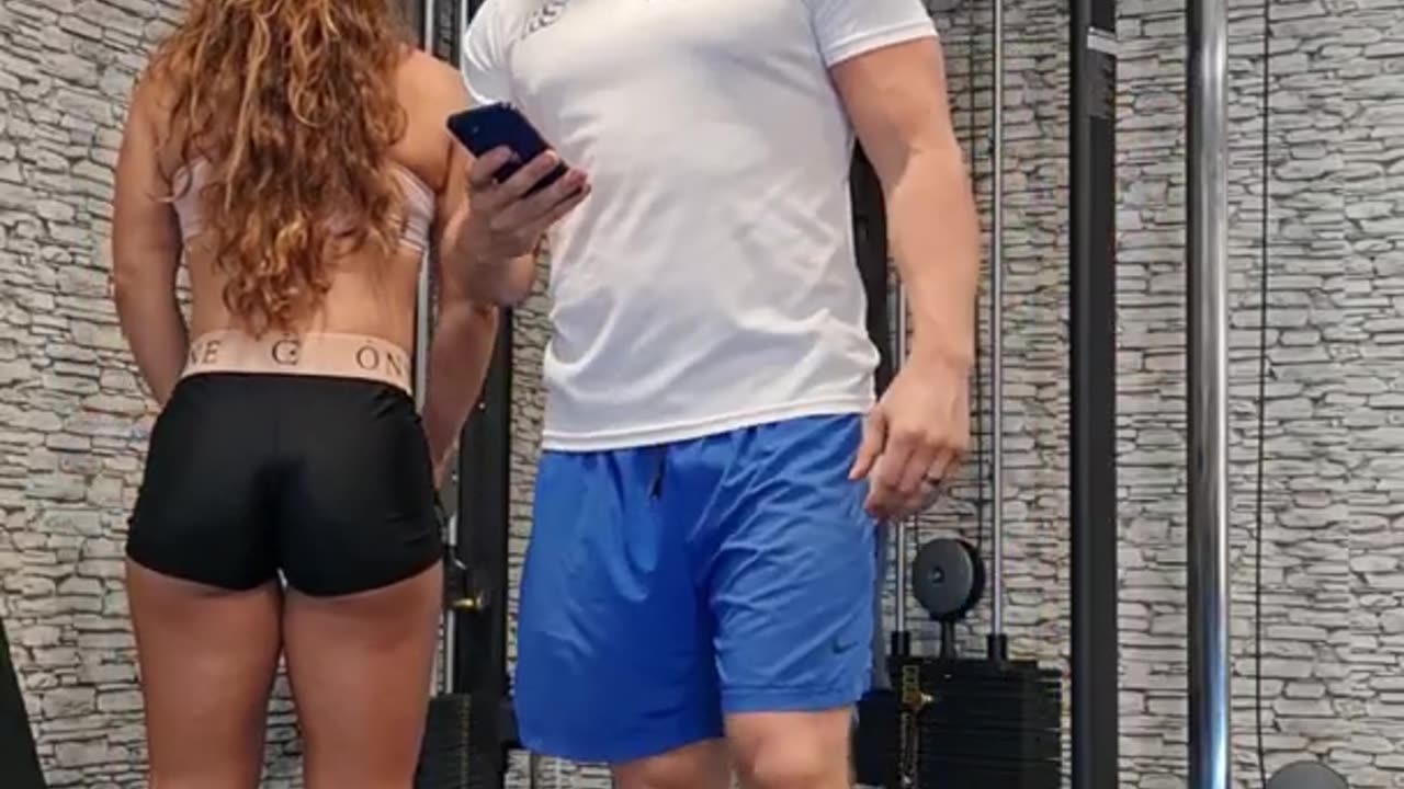 5 TYPES OF PERSONAL TRAINERS😱