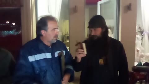 ΔΕΝ ΝΟΜΊΖΩ ΝΑ ΠΙΣΤΕΎΕΙ ΣΈ ΤΊΠΟΤΑ ΑΥΤΌΣ