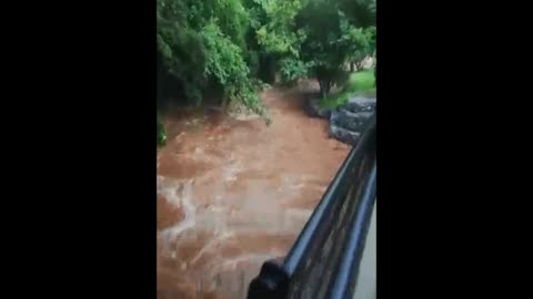 Water Sisulu Botanical Garden - falls in flood